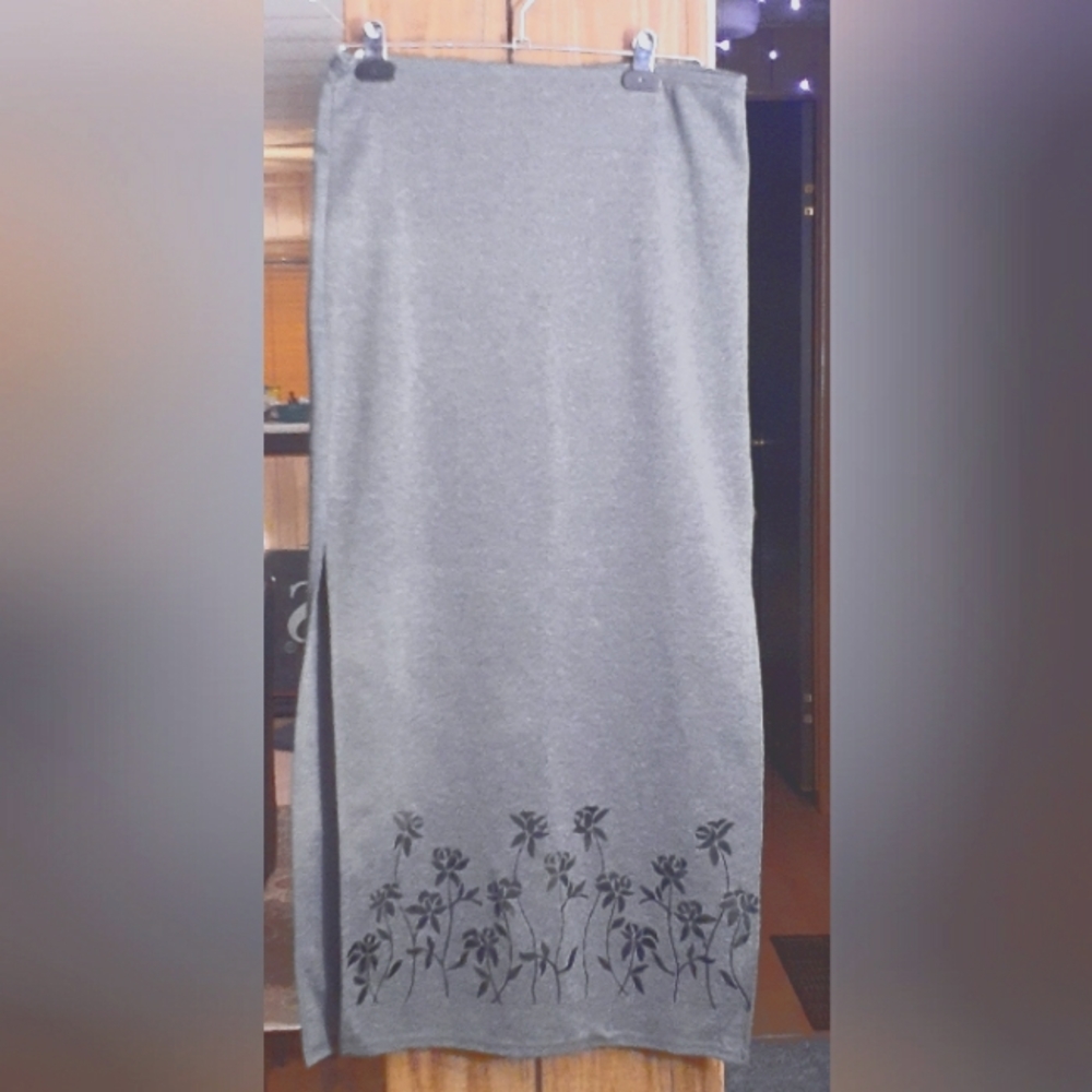 Midi skirt
